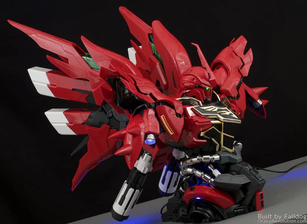 BSC Yihui YH Model 1/35 MSN-06S MNS06S SINANJU New Zeon Customized Gundam Bust Model Kit 4 BSC Yihui YH Model 1/35 MSN-06S MNS06S SINANJU New Zeon Customized Gundam Bust Model Kit - Image 2
