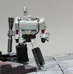 [Pre-Order] DX9 Toys X13D Mightron Megatron Damaged Version -Action Figures Store 045ffd6ffe