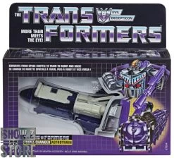 Hasbro Transformers: Vintage Astrotrain G1 Reissues -Action Figures Store 1e3e06de37