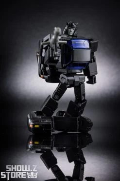 XTransbots MM-10C Toro Cliffjumper Clone Version -Action Figures Store 2623b3722b