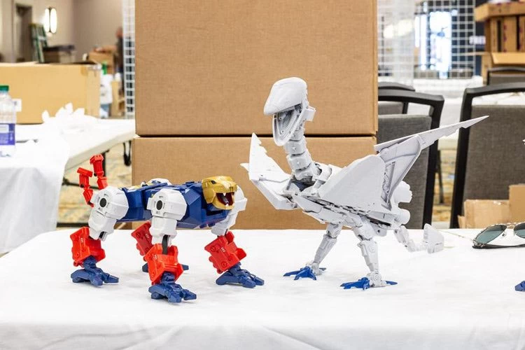 Mastermind Creations R-36 Inventa Sky Lynx 19 Mastermind Creations R-36 Inventa Sky Lynx - Image 17