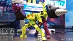 Magic Square MS-B41 Excavator Scavenger & MS-B42 Bulldozer Bonecrusher Set Of 2 -Action Figures Store 9068dfc21f