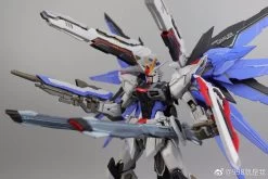 Wuming WMNL NoName 1/100 MG ZGMF-X10A ZGMFX10A Freedom Gundam Version 2.0 -Action Figures Store ac8dc04509