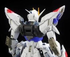 Wuming WMNL NoName 1/100 MG ZGMF-X10A ZGMFX10A Freedom Gundam Version 2.0 -Action Figures Store ac95a9637e