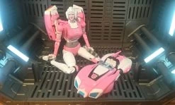 Fanstoys FT-24 Rouge Arcee -Action Figures Store f47793c7bf